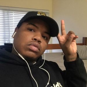 Meet your Posher, Adrian